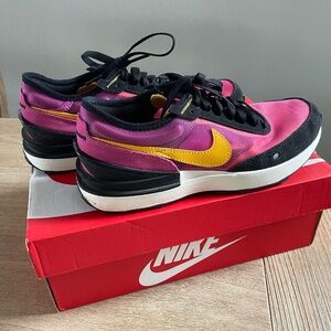 Nike Women's Waffle One